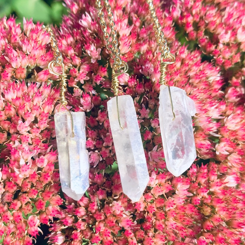 White Aura Quartz Gold Crystal Necklace - Picture 2 of 5